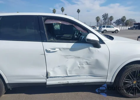 2017 Porsche Cayenne E-Hybrid S Platinum Edition из США, поврежденный, VIN WP1AE2A21HLA68334